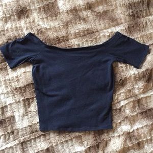 A&F off shoulder cropped top